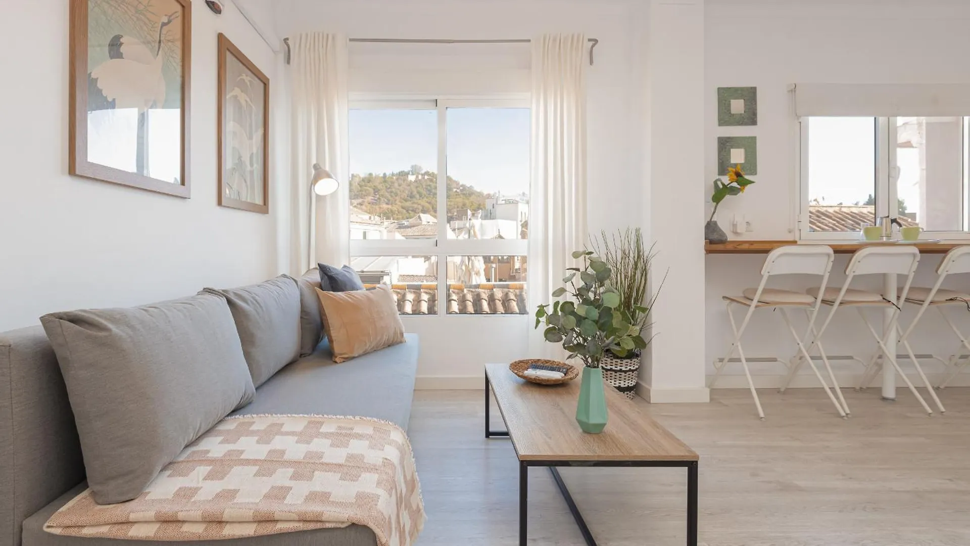 C79 - Fabulous Apartment Alcazaba Views Málaga Espagne